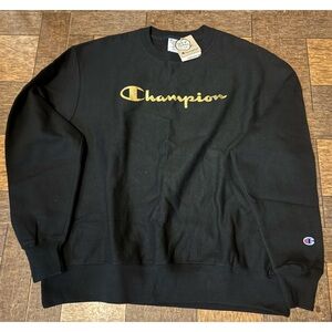 Champion Reverse Weave Sweatshirt Nike Dunk Jordan 1  Adidas Samba Puma Speedcat